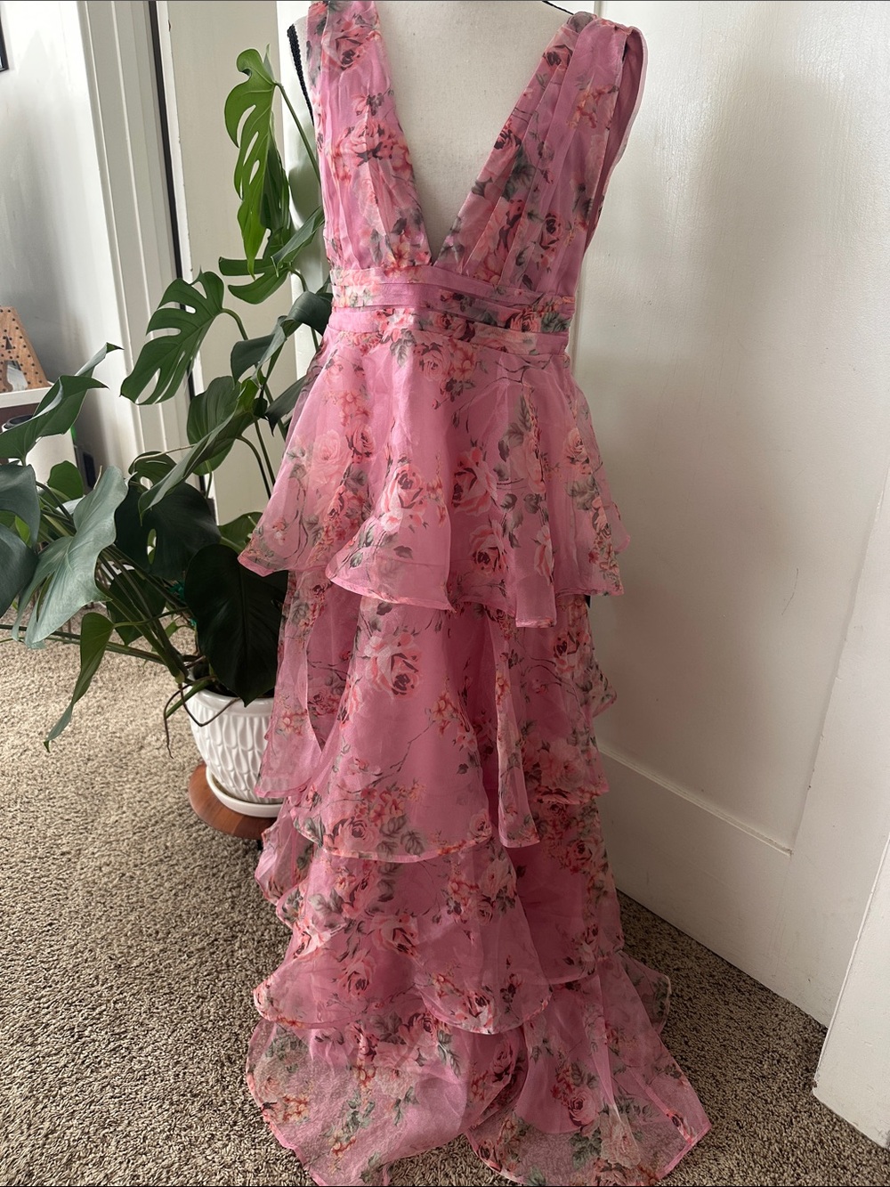 Lulus NWT Garden Radiance Pink Floral Organza Ruffled Maxi Gown M - Picture 6 of 9
